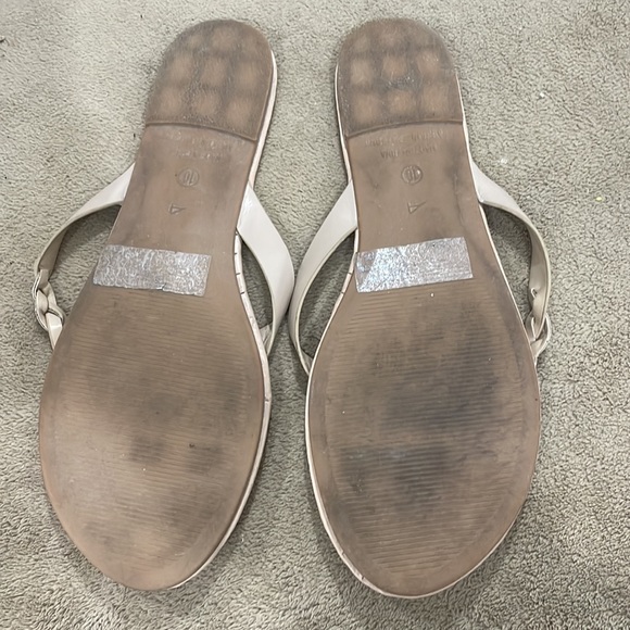 Ardene Nude Sandals - size 10 - Picture 2 of 2